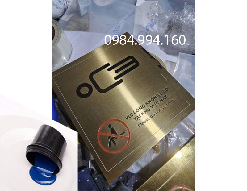 Mực cảm quang ăn mòn kim loại
